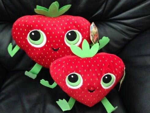 Hot Cartoon Cloudy with a Chance of Meatballs 2 Strawberry Berry Stuffed Soft Plush Toys